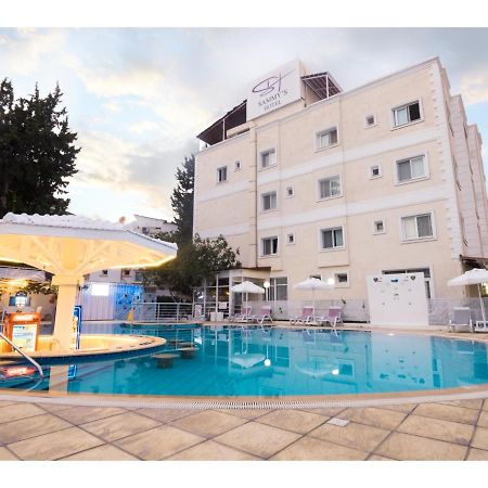Sammy'S Hotel Кирения Екстериор снимка